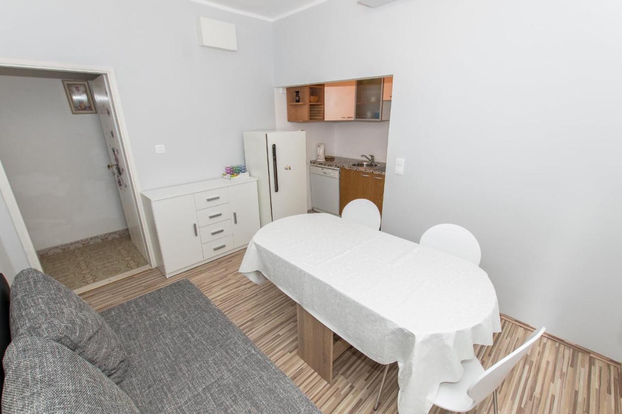 ברלה Near The Beach Apartments Jagodia מראה חיצוני תמונה